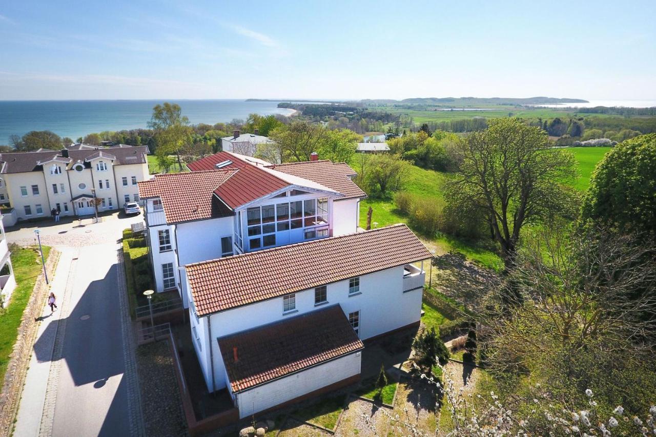גוהרן Fewo Mit Terrasse, Gratis Nutzung Vom Ahoi Erlebnisbad Und Sauna In Sellin - Haus Blick Zur See Fewo 13 מראה חיצוני תמונה